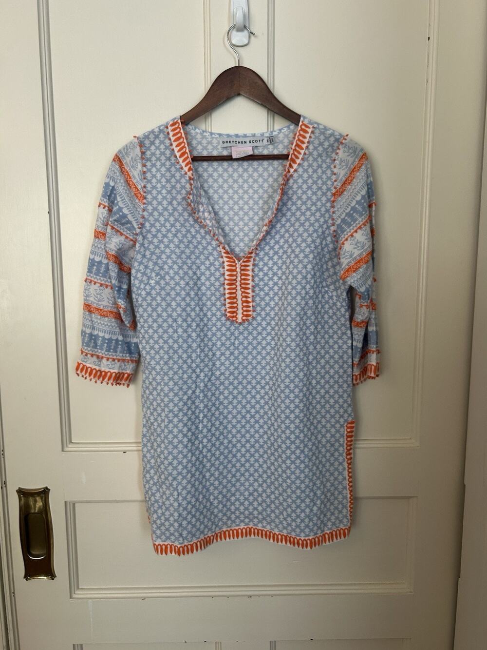 Gretchen Scott Beaded Tunic Blouse Womens Size Medium Blue Orange Vacation